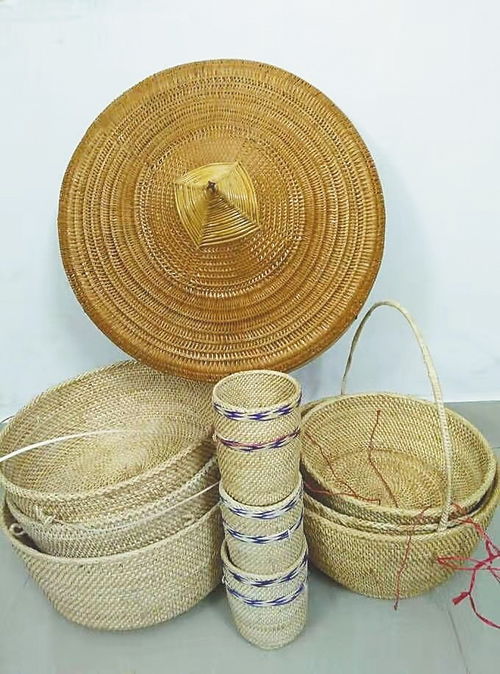 70歲匠人制作出能承受200斤重量的30年老藤椅